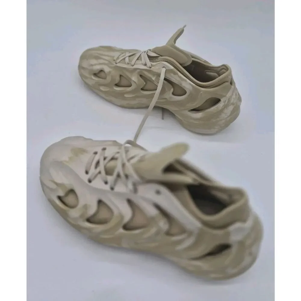 adidas Adifom Q Mens Beige Sneakers Casual Shoes Size 8 GW2217